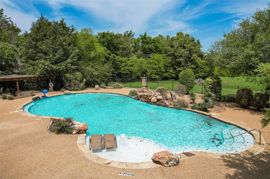 Shadow Lakes Ph 1 - Residential