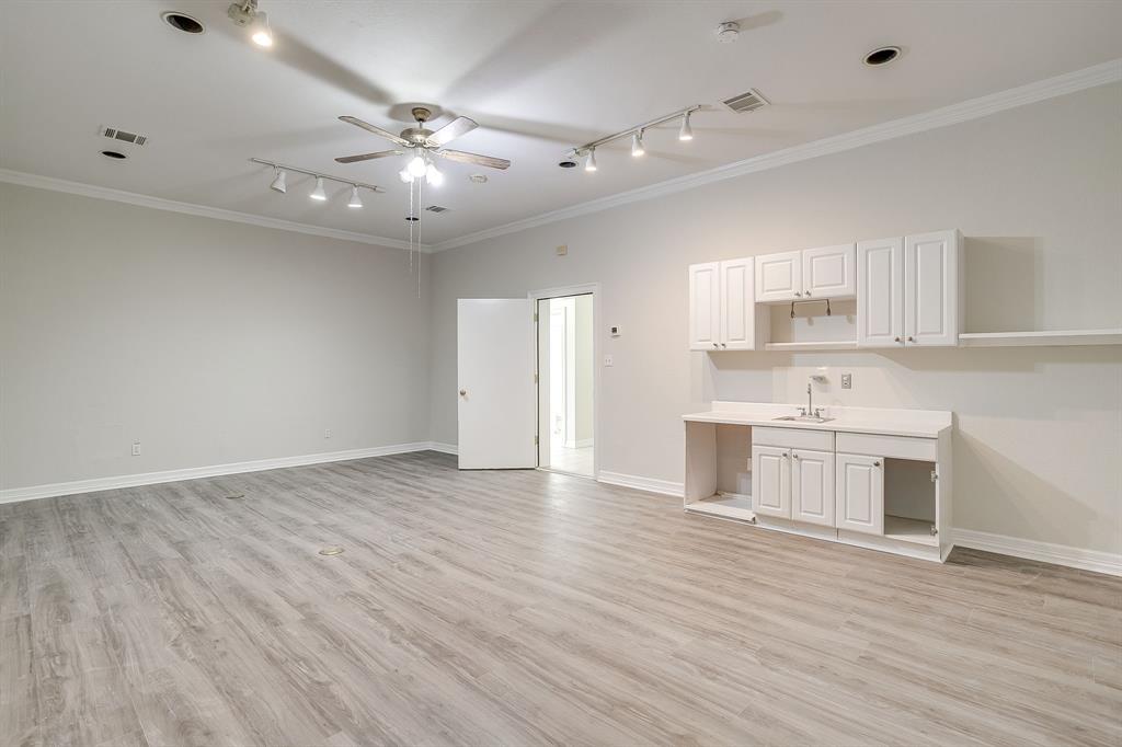 Lake Country Estates Add - Residential