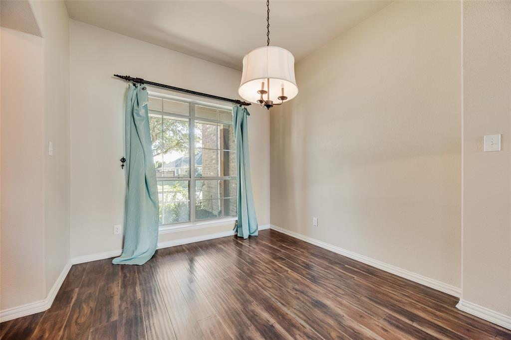 1010 Newington Circle