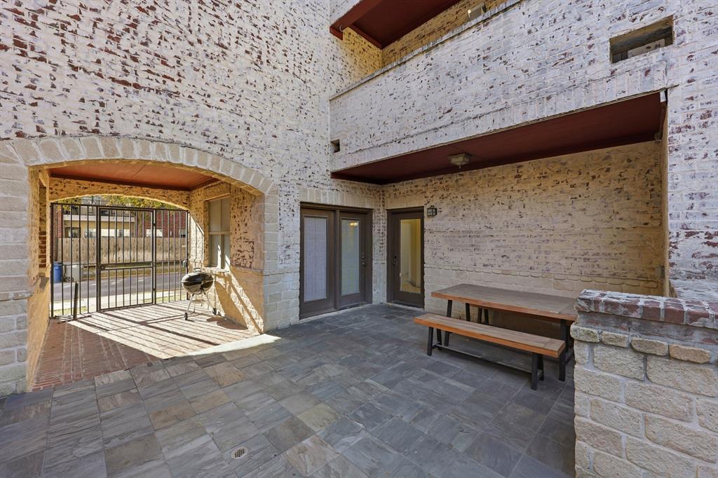 Alcott Fitzhugh Heights - Residential