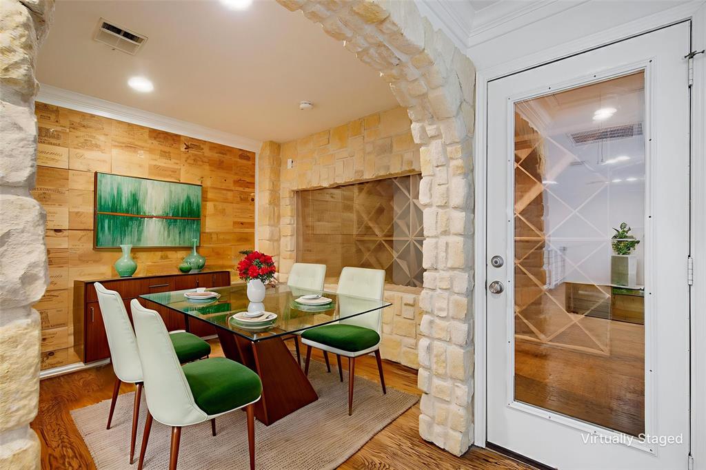 3103 Hedgerow Drive