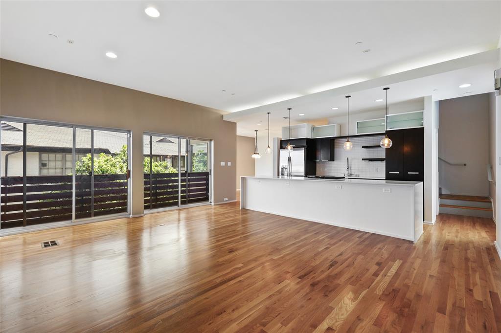 5205 Capitol Condos - Residential Lease