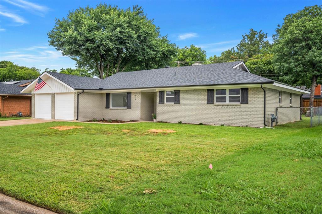 436 Crestwood Terrace