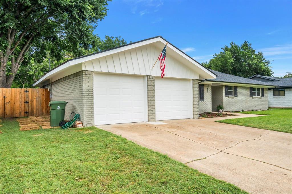 436 Crestwood Terrace