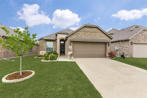 Photo of 506 Weston Street, Wylie, TX 75098 (MLS # 21420086)