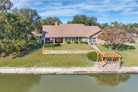 4900 Dory Court North Richland Hills TX 76180