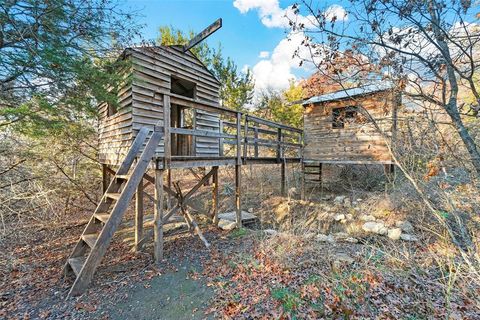 A home in Azle