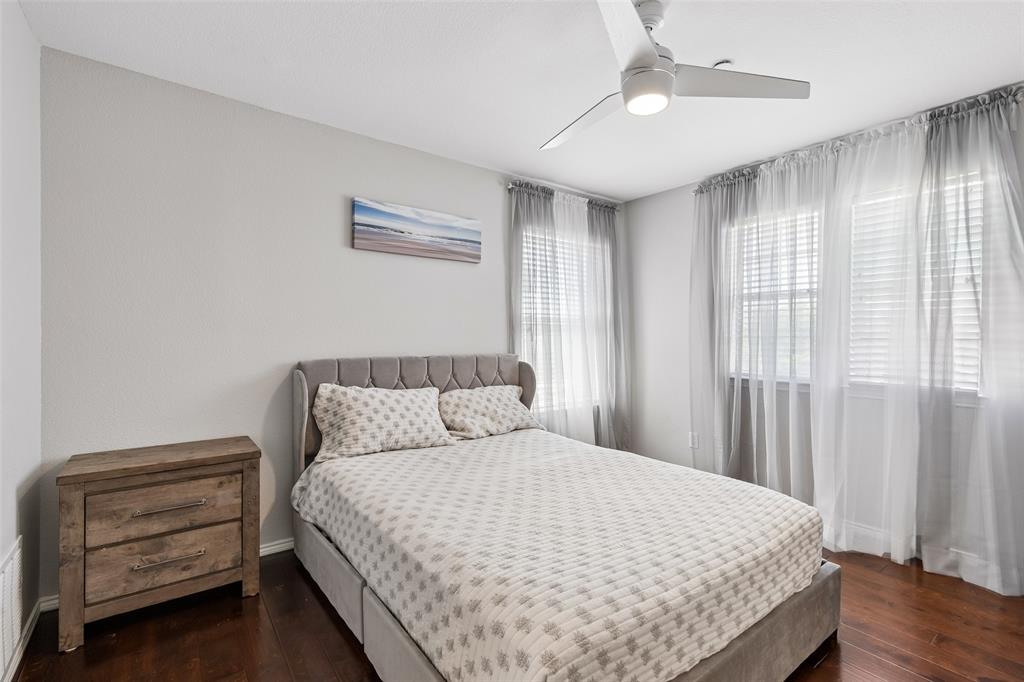 The Cascades At The Legends Ph - Residential