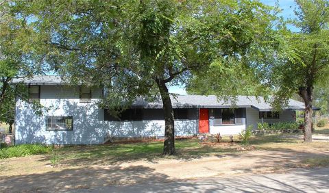 A home in Hico