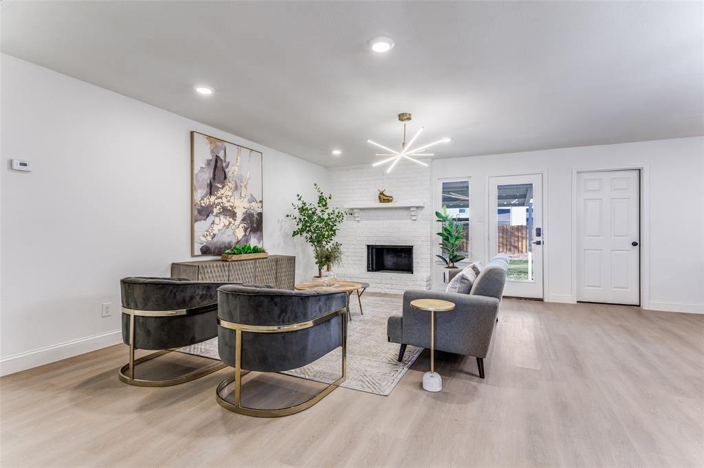 7609 Walnuthill Court