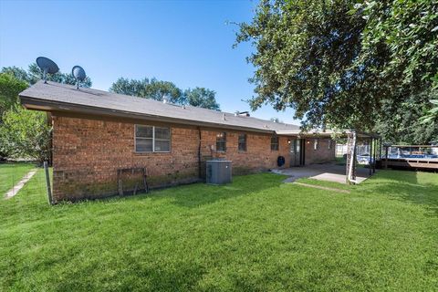 A home in Mabank