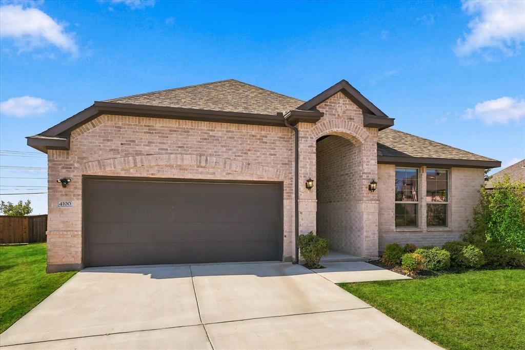 4100 Mistflower Way