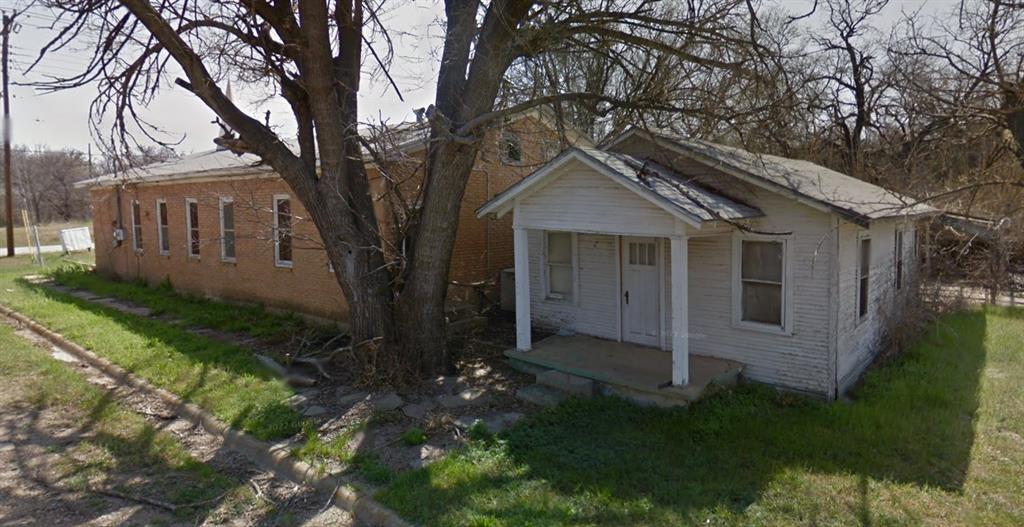 601 Robert Avenue