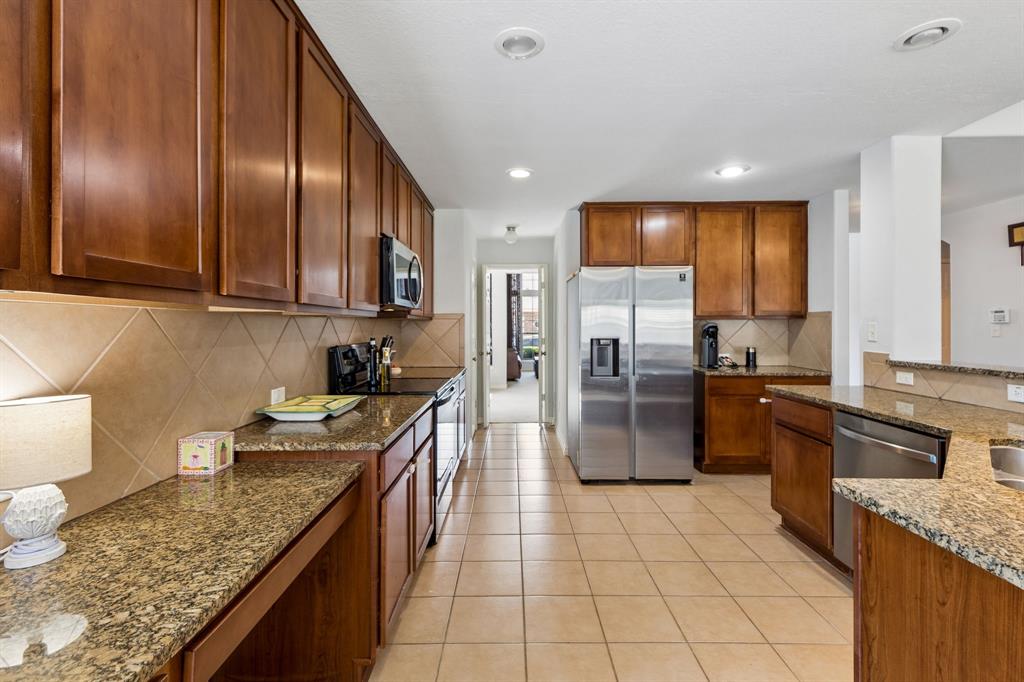 2715 Columbus