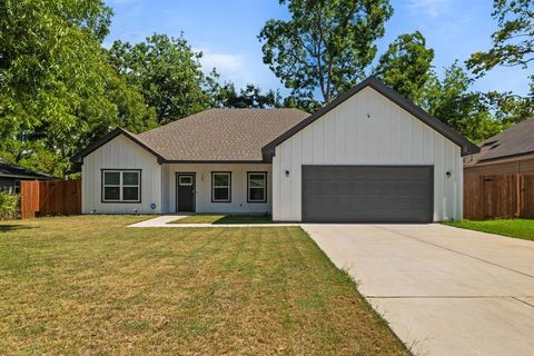 A home in Cleburne