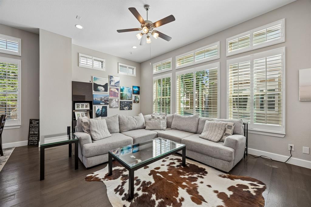 5981 Evening Star Place