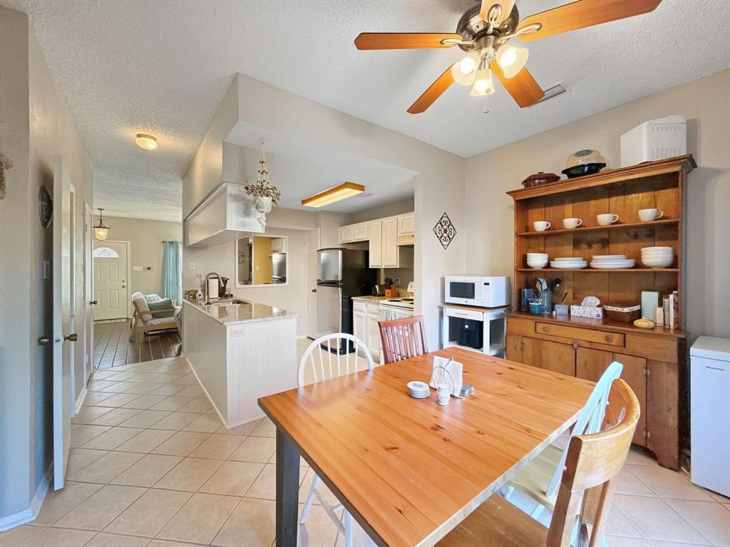 Meadow ridge Condos - Residential Lease