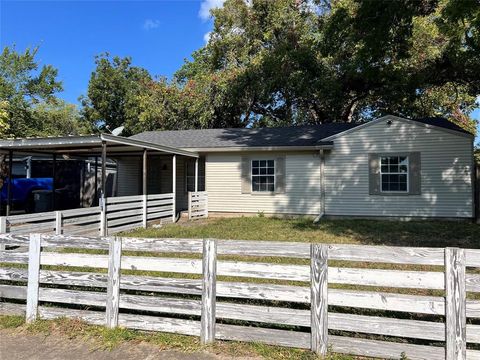 2615 Province Lane Dallas TX 75228