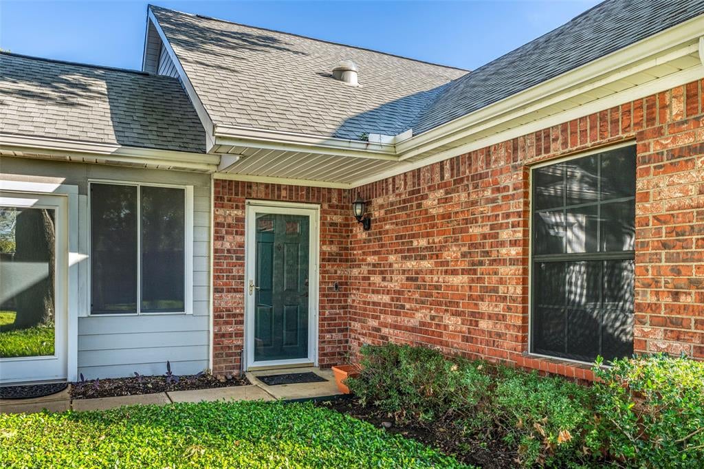 807 Cara Lane