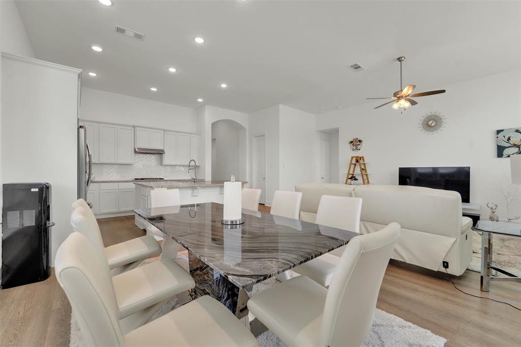1824 Leo Drive