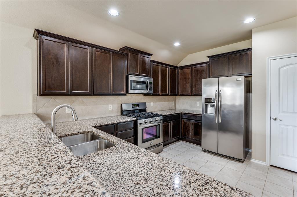 Paloma Creek Lakeview - Residential