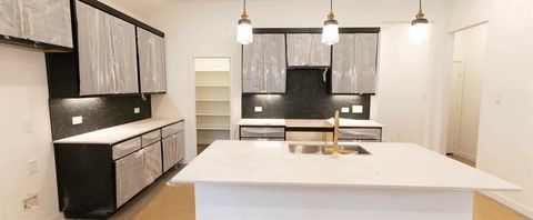 Tiny photo for 1004 Colgate Circle, Princeton, TX 75407 (MLS # 21141344)