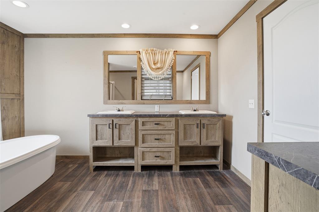 Lake Granbury Estates - Residential