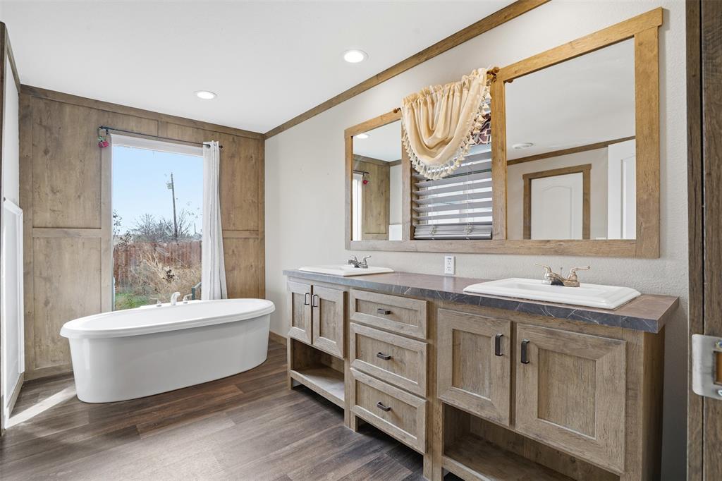 Lake Granbury Estates - Residential