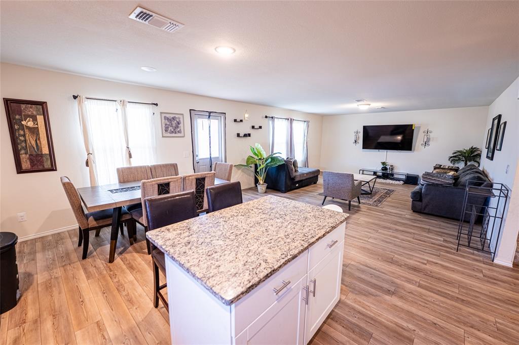 Elizabeth Creek - Residential