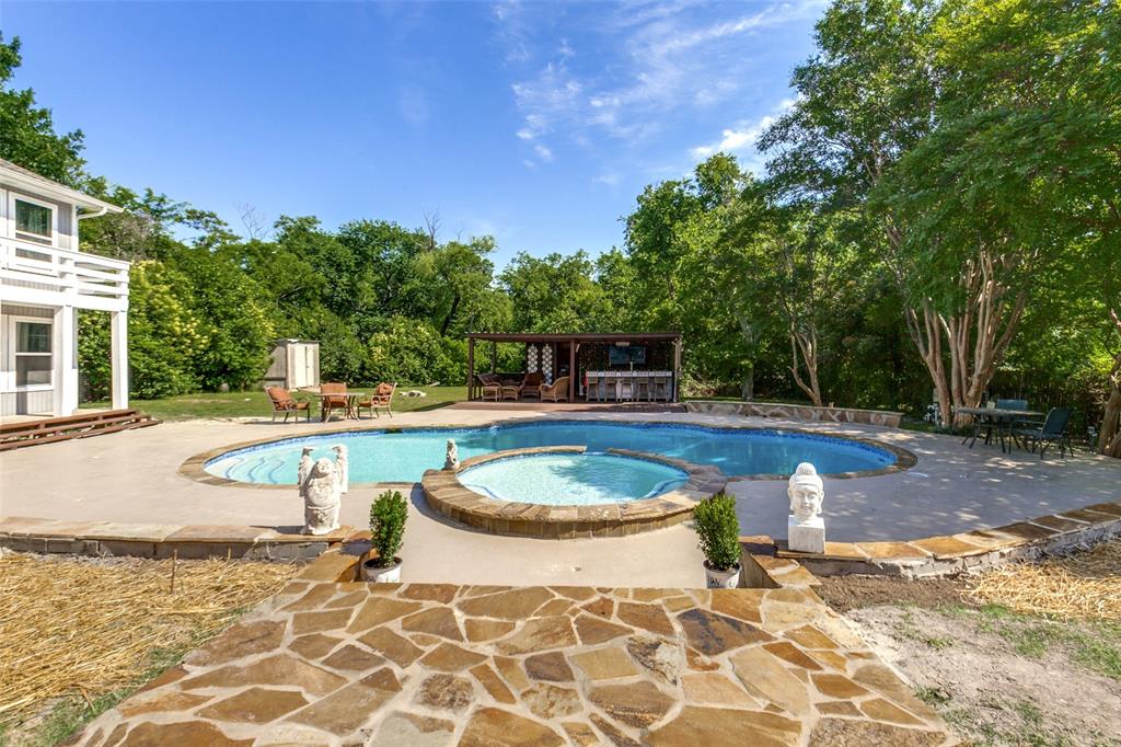 10030 Woodlake Drive