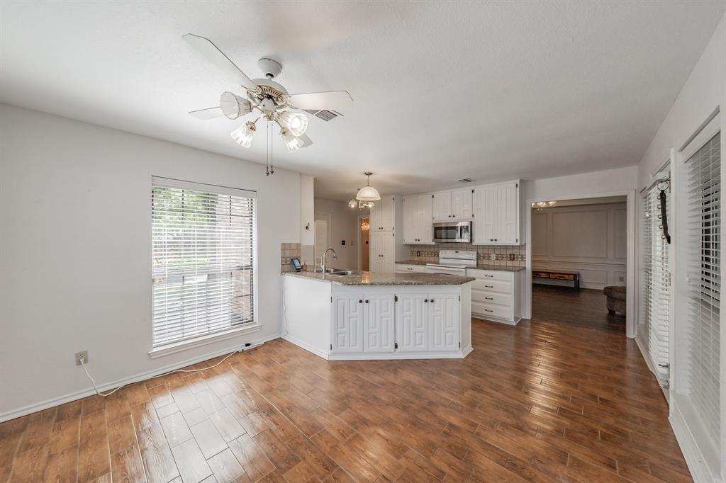 3125 Woodridge Drive