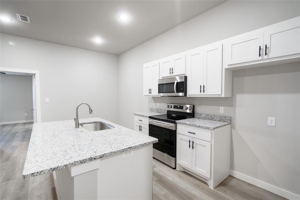 Sandy Crk Vlg Add Sec 2 - Residential Lease