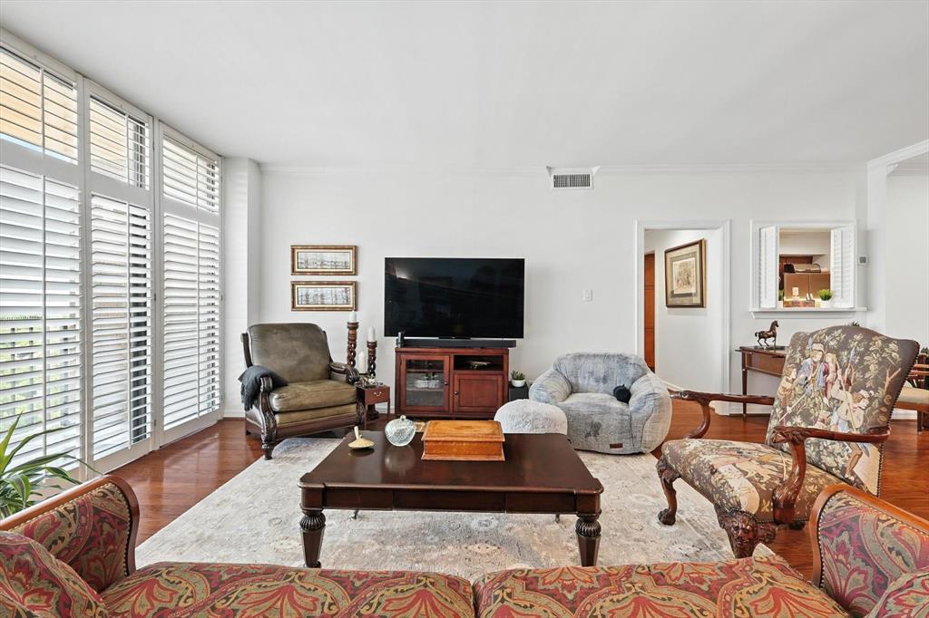 Bonaventure Condominiums - Residential