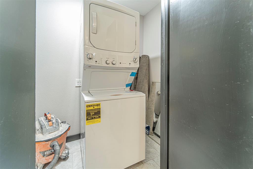 Lakewood North 4 Sec 3 - Residential Lease