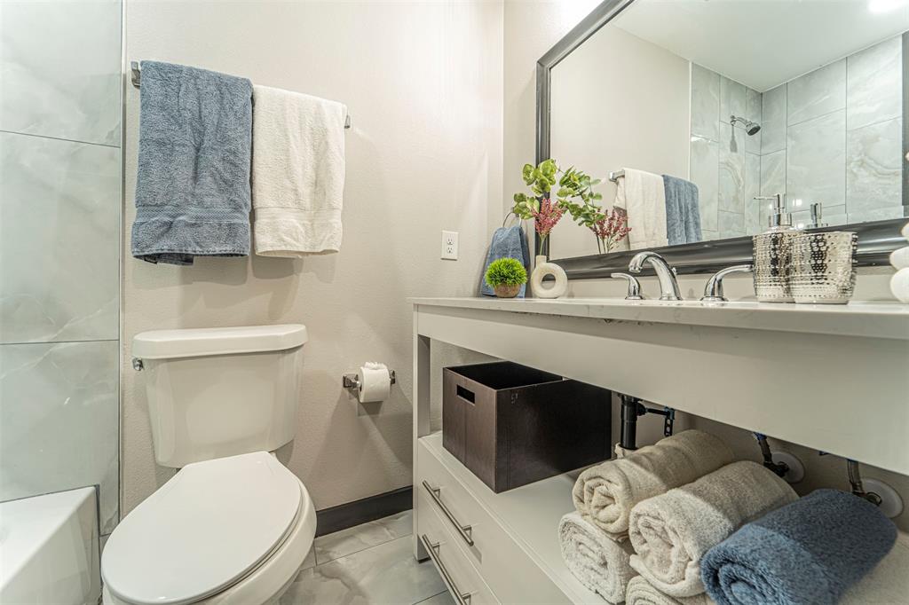 Lakewood North 4 Sec 3 - Residential Lease