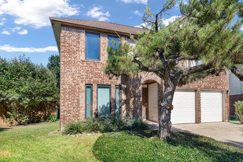 765 Eiffel Drive