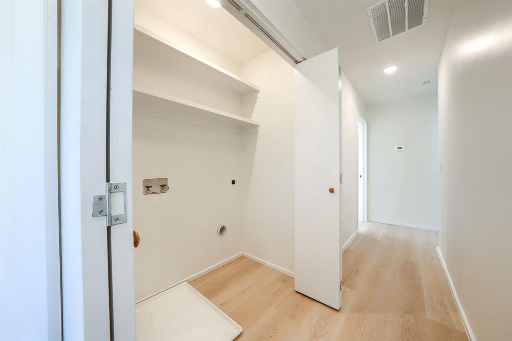 Munger C H Lindell St Dedication - Residential