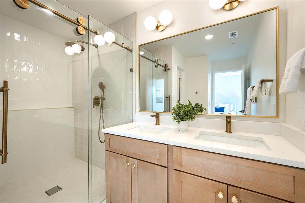 Munger C H Lindell St Dedication - Residential