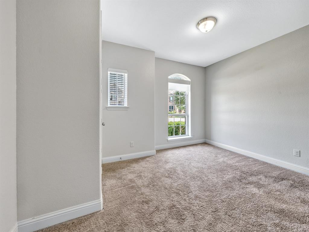 1121 Ranch Gate Lane