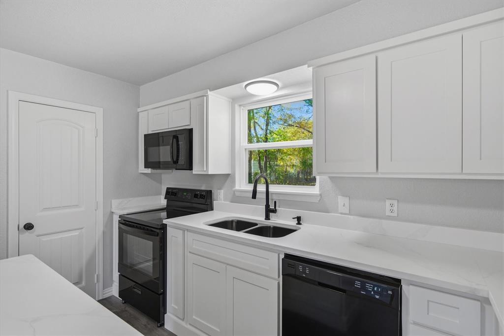 Brinwood Shores Add Sec B - Residential