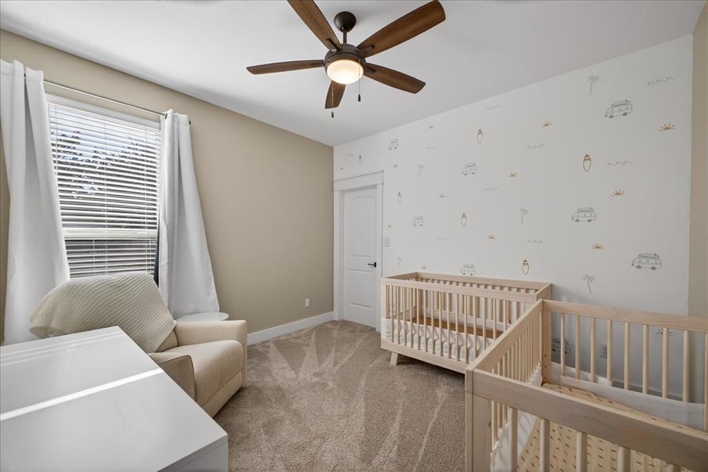 Brandon V Lake Living - Residential