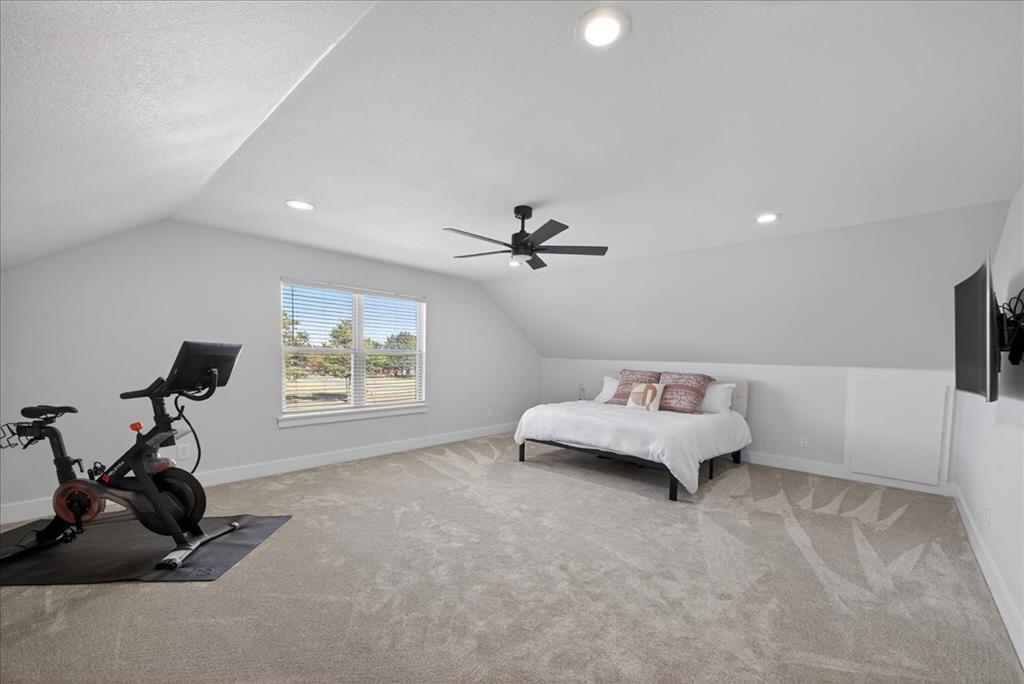 Brandon V Lake Living - Residential