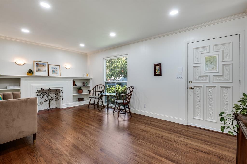 4427 Somerville Avenue