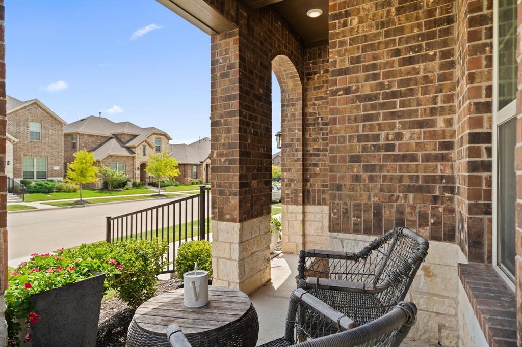 7012 Willow Thorne Drive