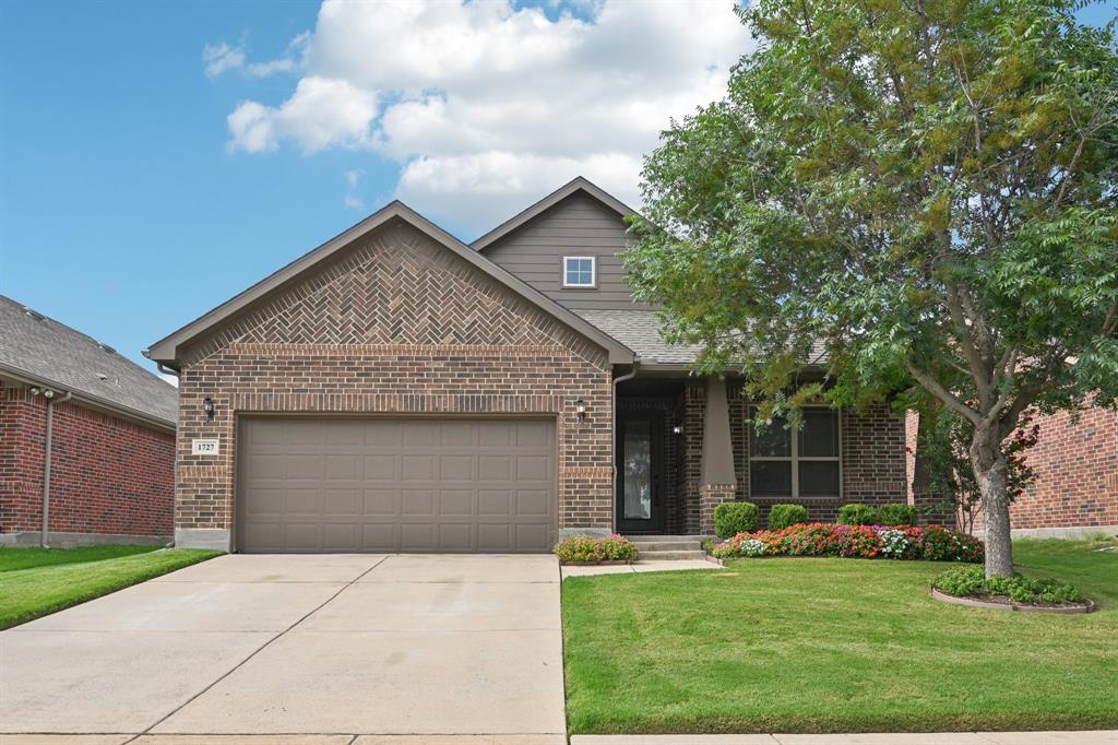 1727 Oak Glen Drive