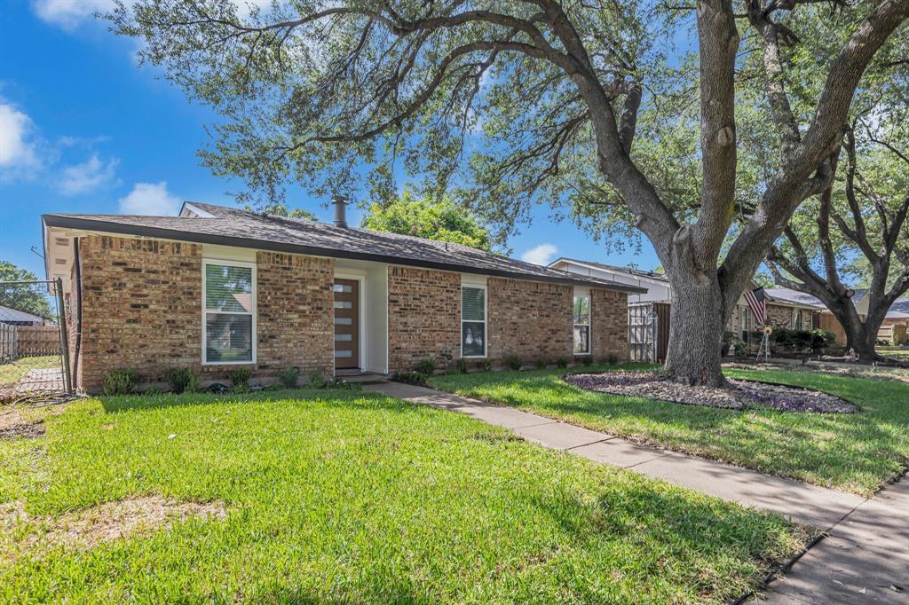 6217 Alta Oaks Drive