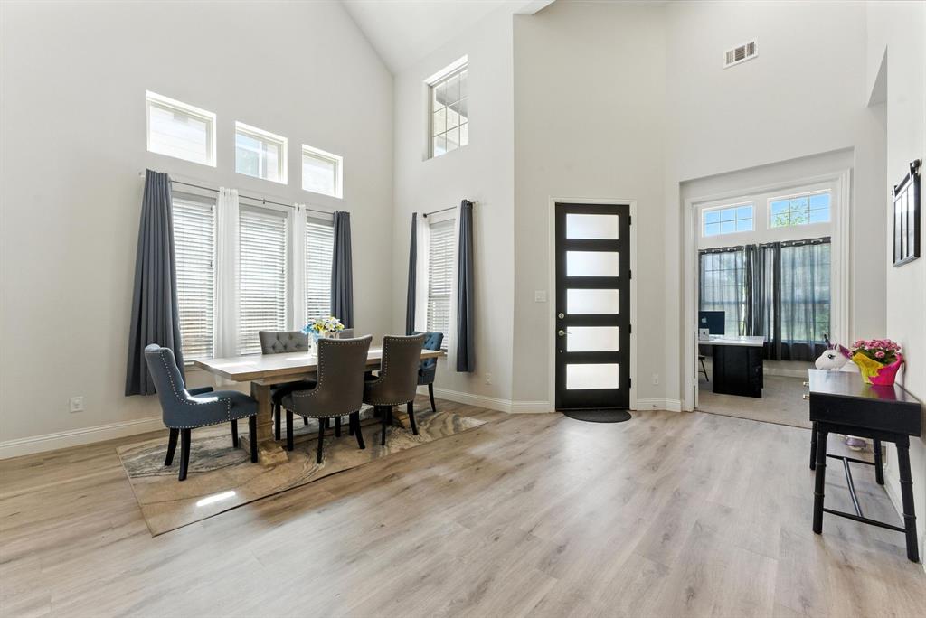 2405 Chapel Oaks Drive