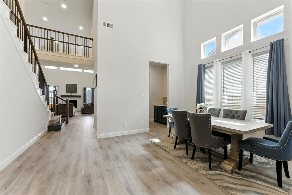 2405 Chapel Oaks Drive