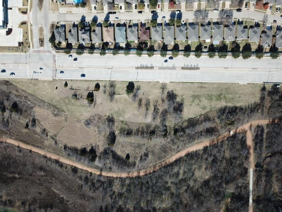 Lh Mcneil - Commercial Sale