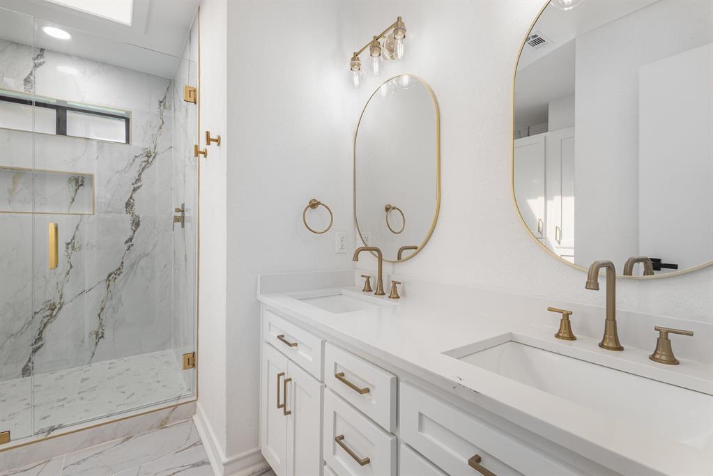 Fountain Park Sixth Sec - Residential Lease